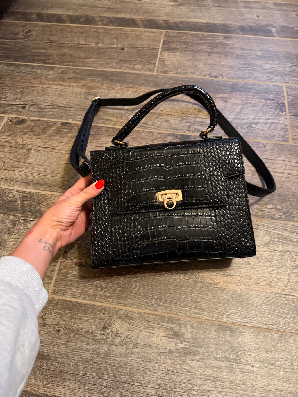 Croc-Embossed Black Top-Handle Satchel With Gold Clasp